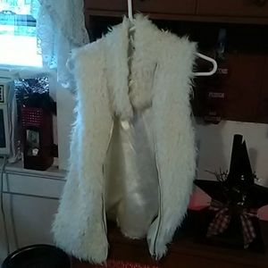 No name fur vest